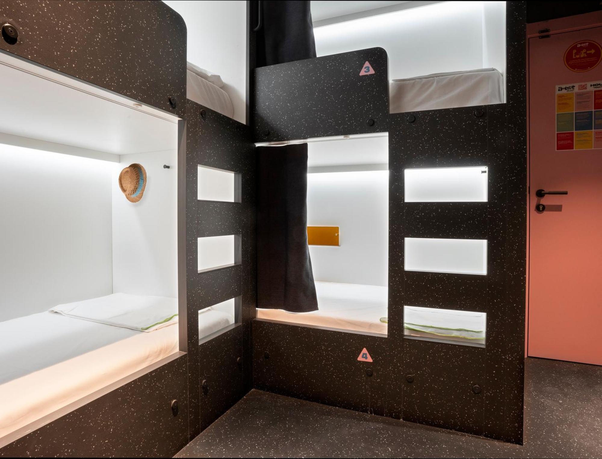 Amistat City Hostel 바르셀로나 외부 사진